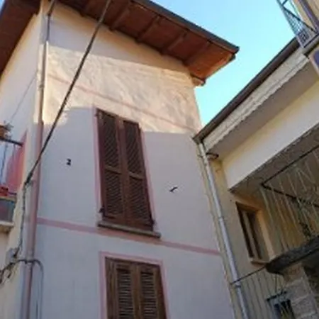 Le Chateau Rose' Holiday home Vignone