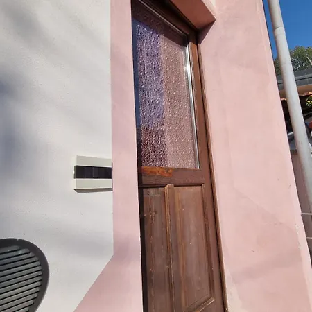 Le Chateau Rose' Hébergement de vacances *