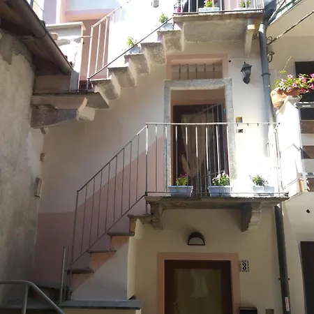 Le Chateau Rose' Hébergement de vacances