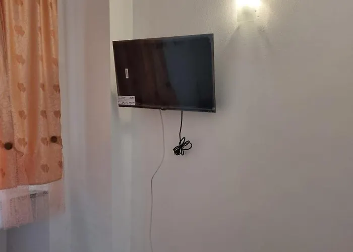 펜션 Le Chateau Rose' Vignone