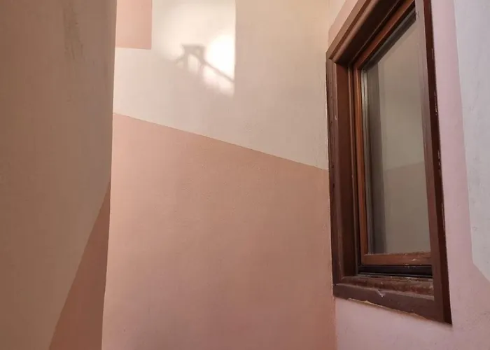 Le Chateau Rose' 펜션 Vignone